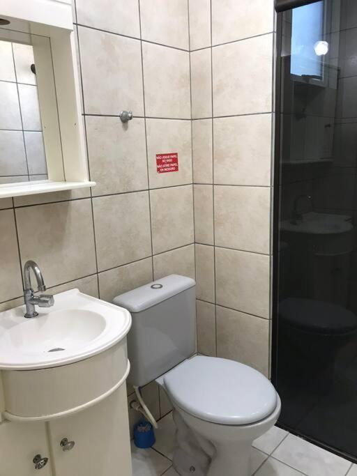 Apto Em Condominio No Centro De Bombinhas, Proximo Da Praia 外观 照片
