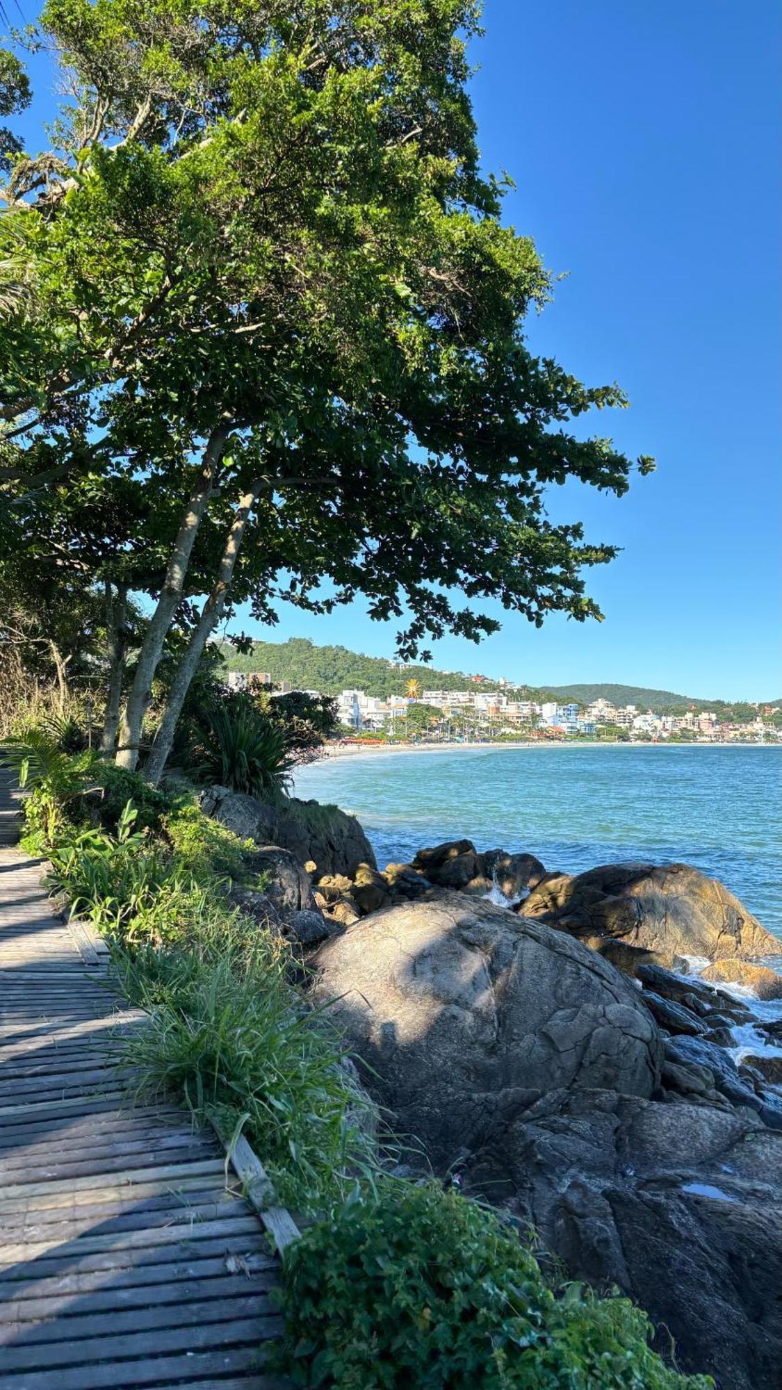 Apto Em Condominio No Centro De Bombinhas, Proximo Da Praia 外观 照片