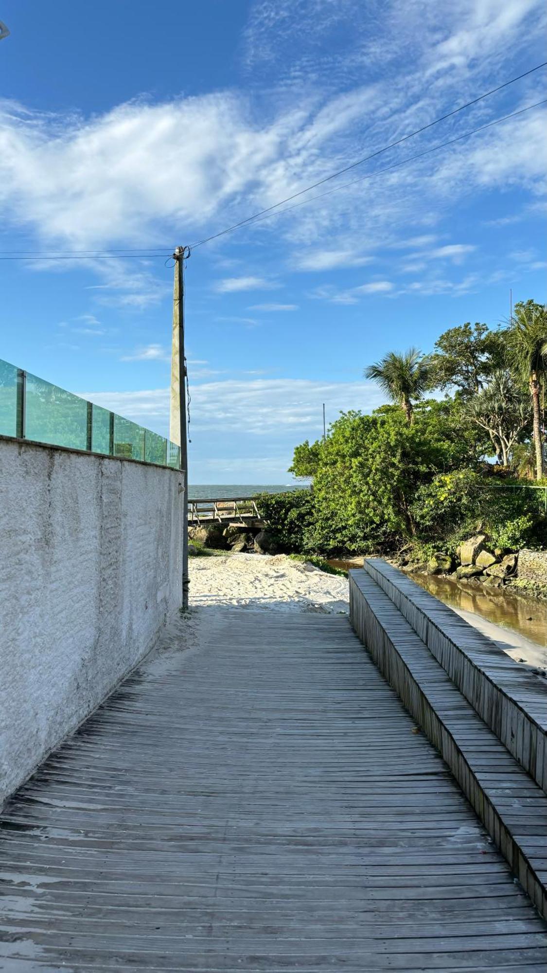 Apto Em Condominio No Centro De Bombinhas, Proximo Da Praia 外观 照片